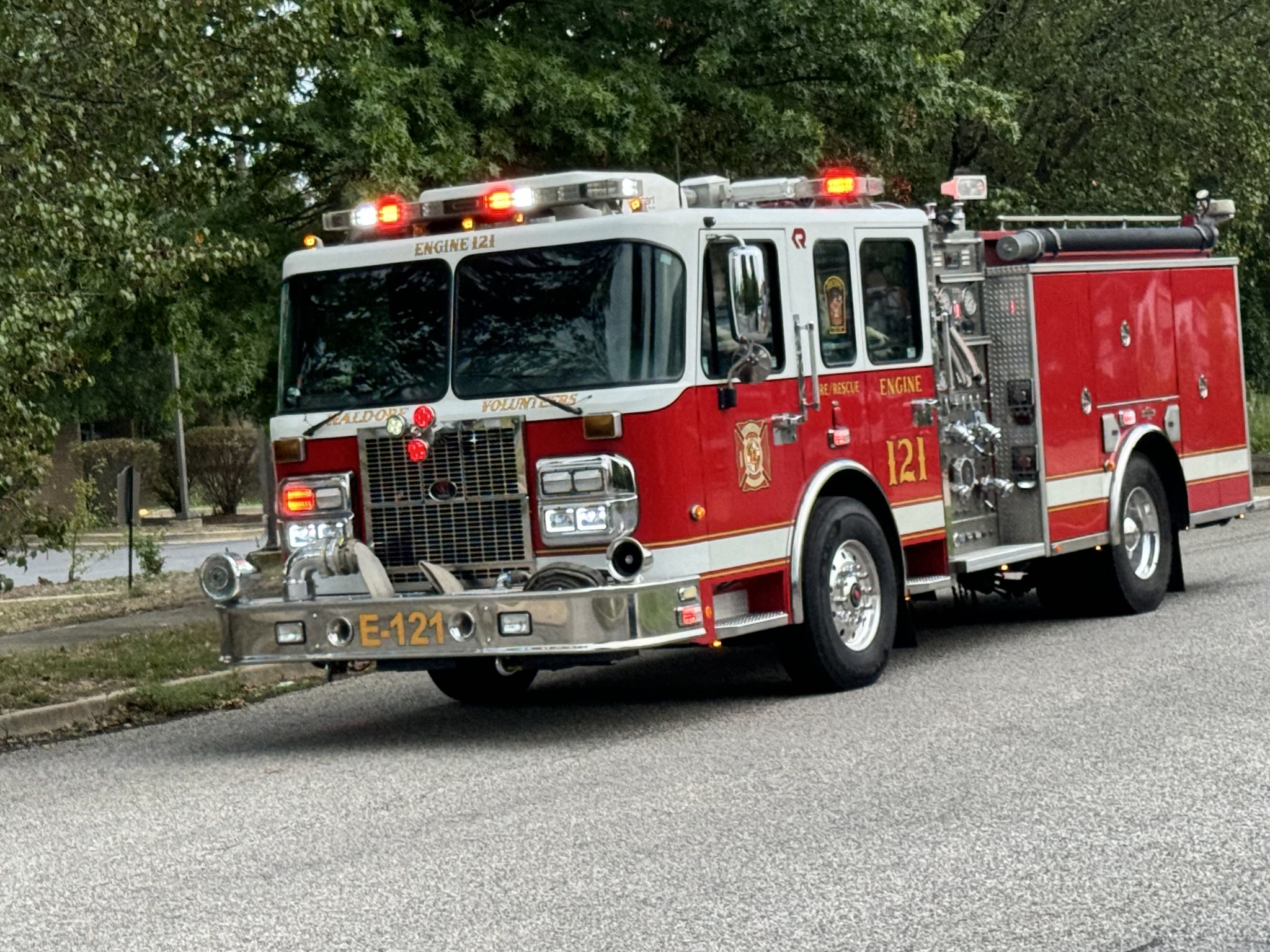 WVFD Engine 121