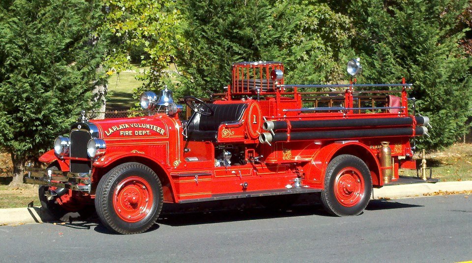 LPVFD Seagrave 1 (Retired)