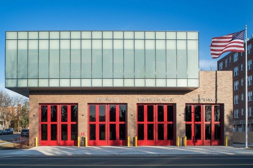 Engine 22 – Truck 11 (DCFD)