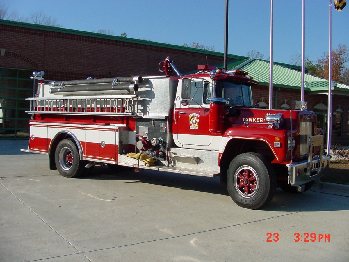 LPVFD Tanker 16 (Retired)