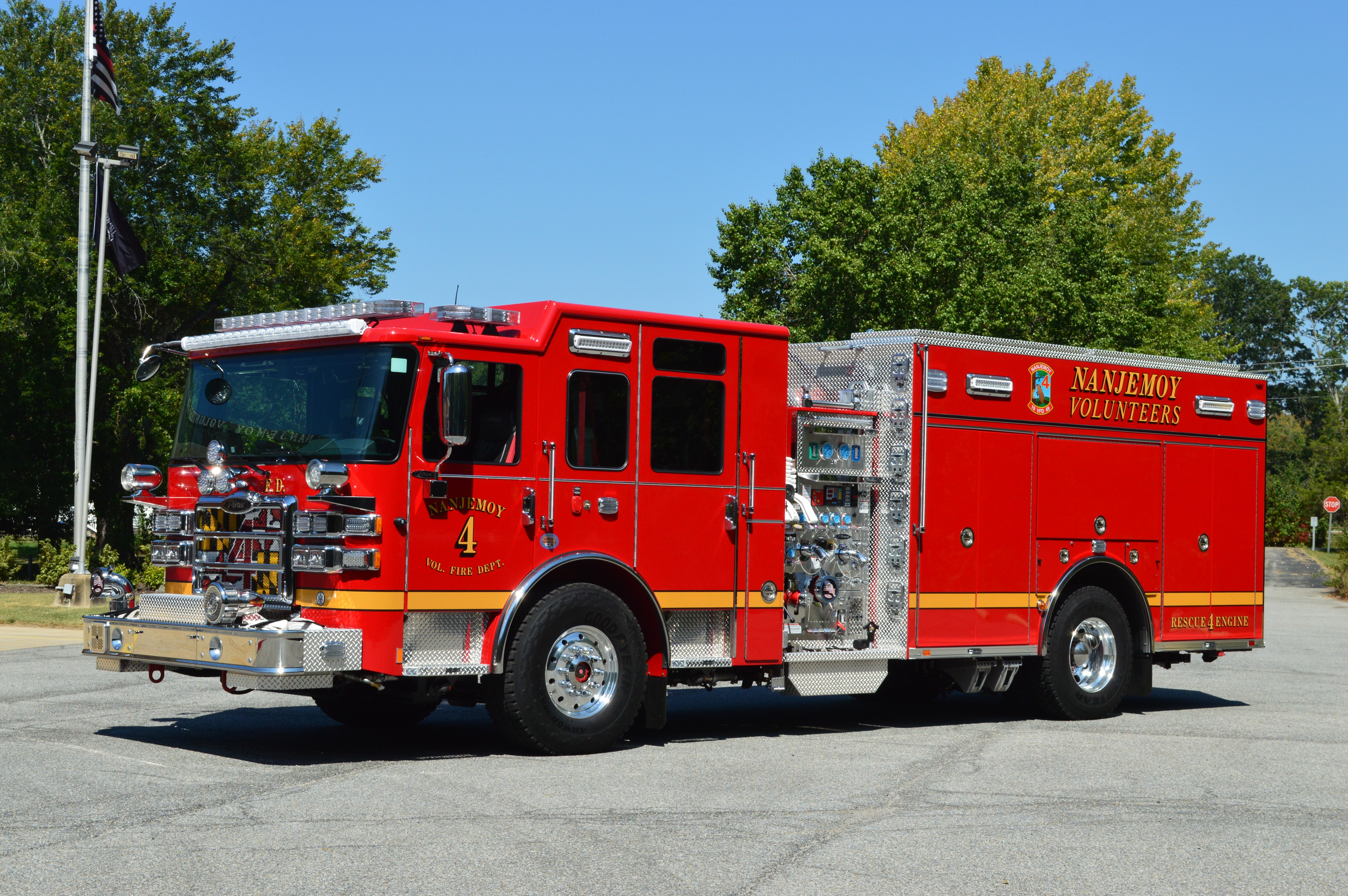 NVFD Rescue Engine 4